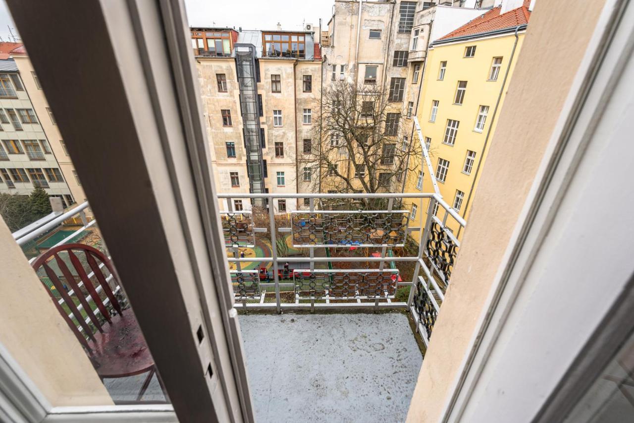 Apartments Safarikova 18 Prague Exterior photo
